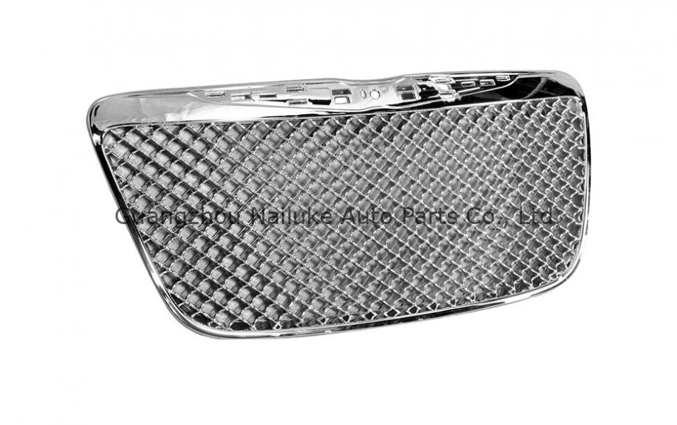 Chrysler 300C grille (2)